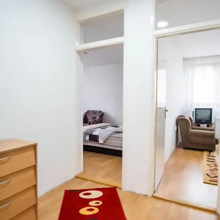 Apartment Lux *